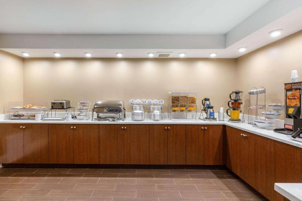 Comfort Inn Danvers - Boston North Shore Extérieur photo