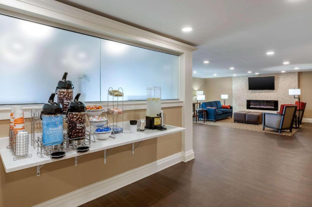 Comfort Inn Danvers - Boston North Shore Extérieur photo